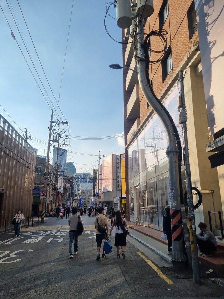 Things to Do in Seongsu, Seoul: A Local's Guide Shops and pedestrians along Yeonmujang-gil in Seongsu, Seoul
