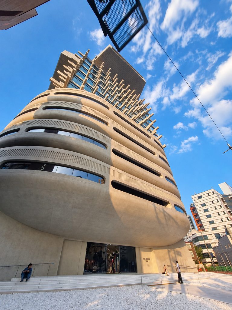 Things to Do in Seongsu, Seoul: A Local's Guide Exterior architecture of HAUS NOWHERE SEOUL in Seongsu